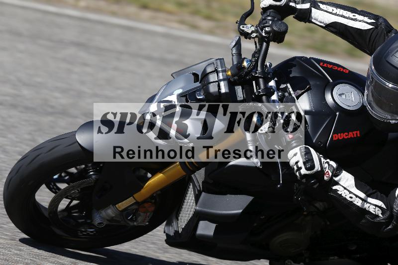 /07 09.04.2026 Cornu Master School ADR/Gruppe blau/4